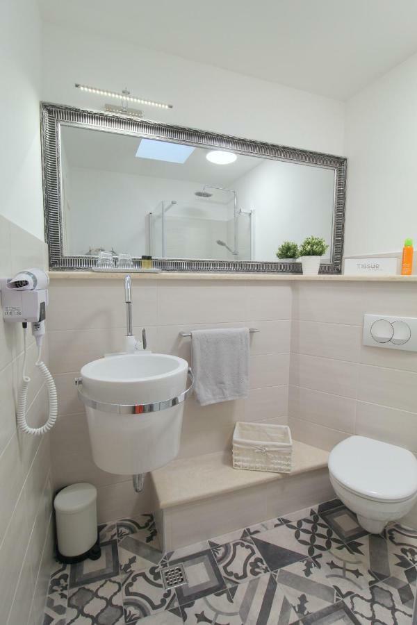 Noemi'S Rooms Rovinj Luaran gambar